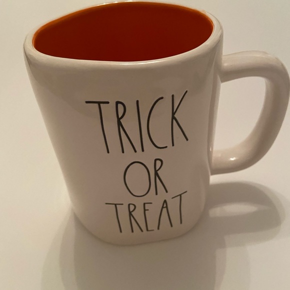 Rae Dunn Trick or Treat Mug - Picture 2 of 3